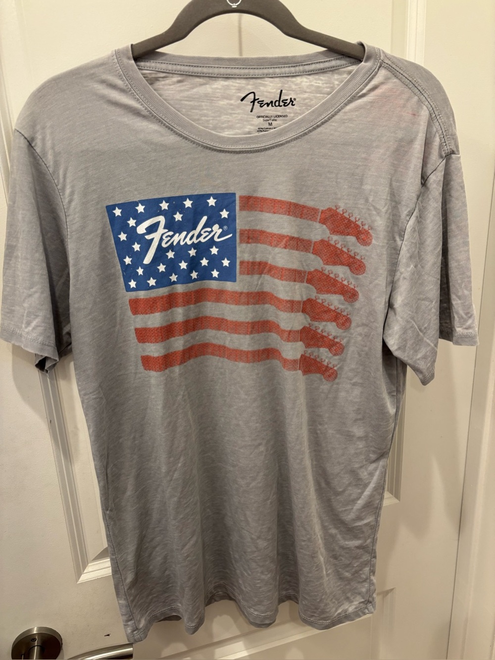 NWT Fender guitar American Flag Short Sleeve Crew T-Shirt - L